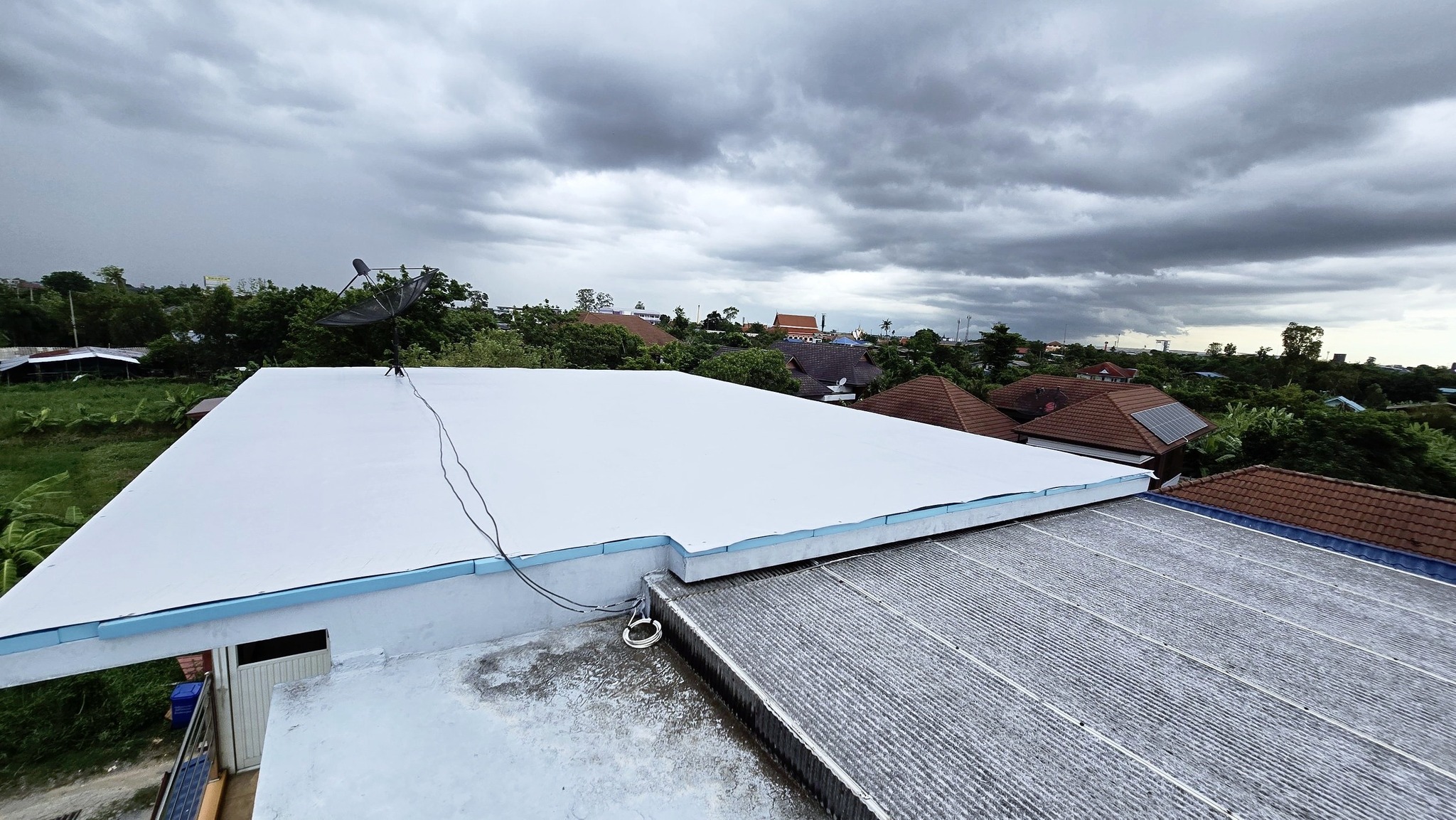 เนื้อโฟม XPS ชนิดเซลล์ปิด (Closed Cell) คุณสมบัติไม่ดูดซับน้ำ 100%